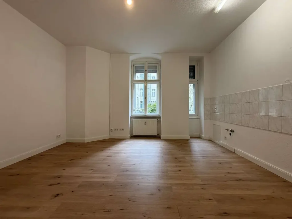 Bezugsfreie 1-Zimmer-Erdgeschoss-Wohnung mit Einbauküche